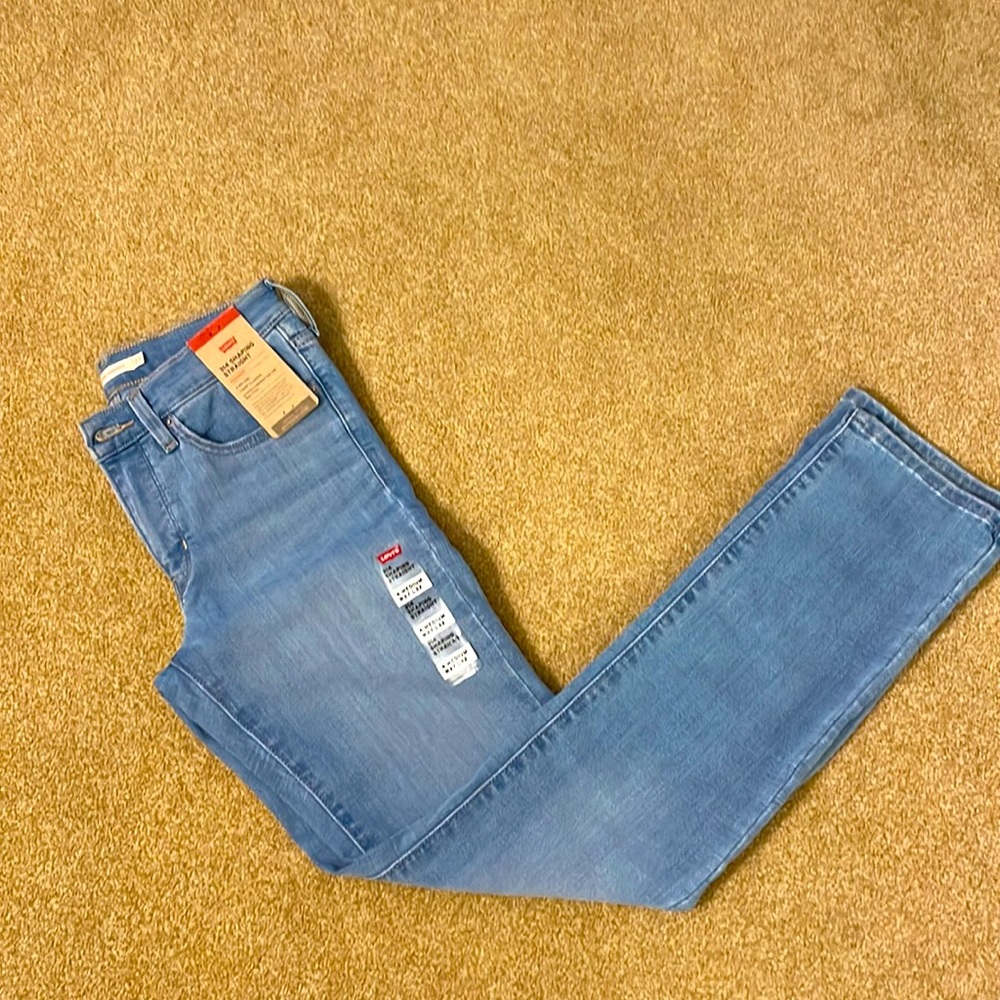 Levi’s 314 Shaping Straight size 27